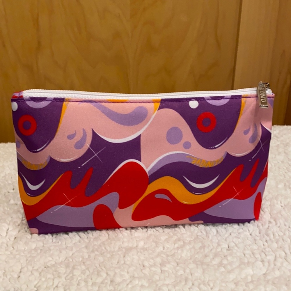CLINIQUE Cosmetics Bag
